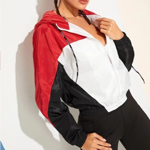 Contrasting contrast hooded windbreaker
