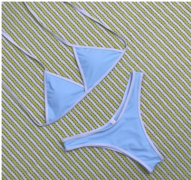 Solid Bikini with edge Lining.