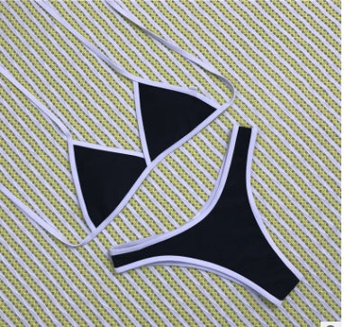 Solid Bikini with edge Lining.