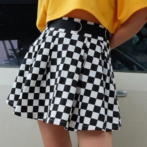 Slim pleated skirt