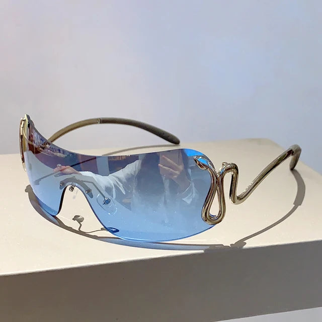 Trendy Monoblock Snake Shape Legs Women Eyewear