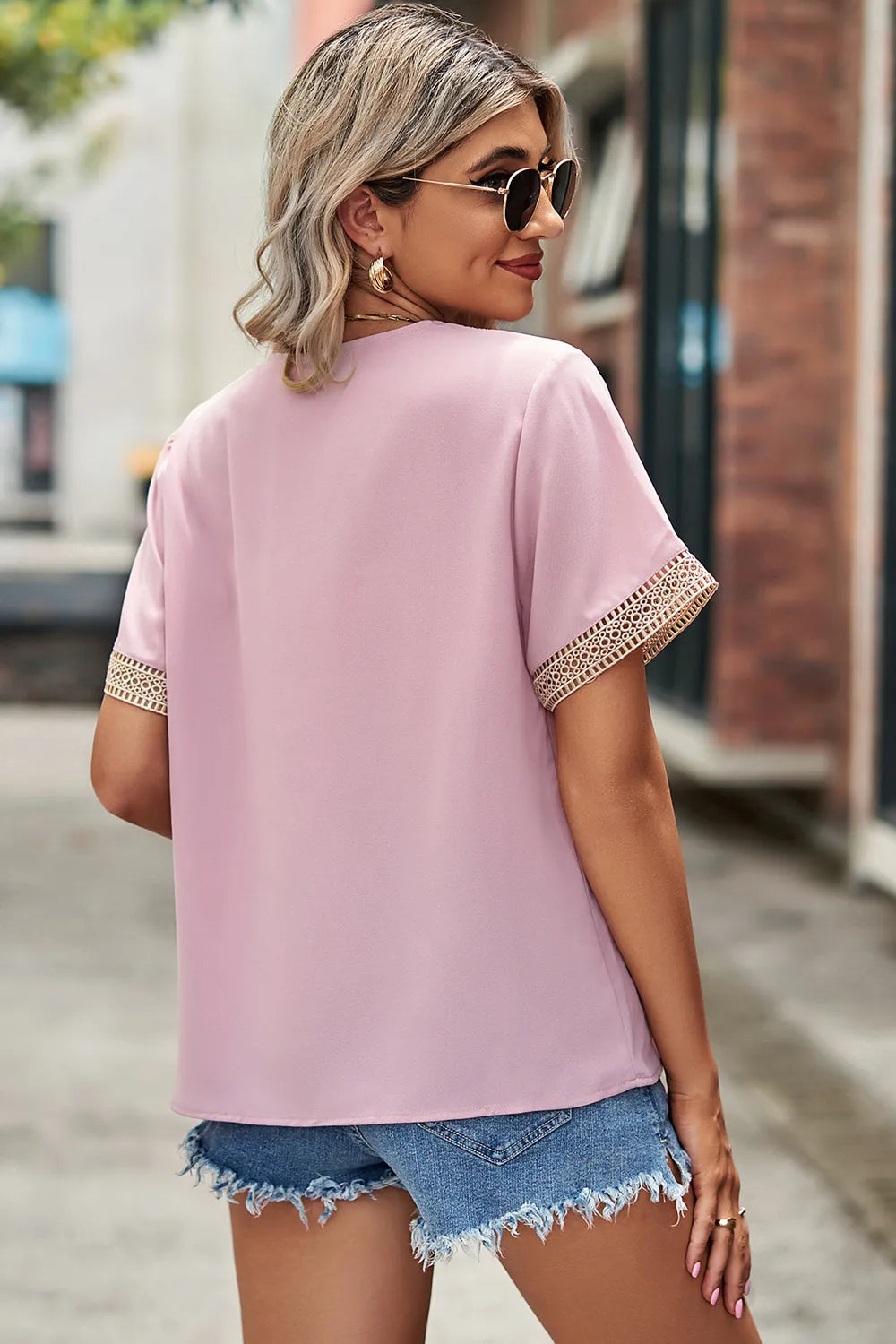 Lace patchwork V-neck solid color base T-shirt chiffon top