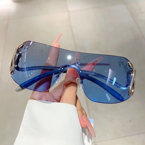 Trendy Monoblock Snake Shape Legs Women Eyewear