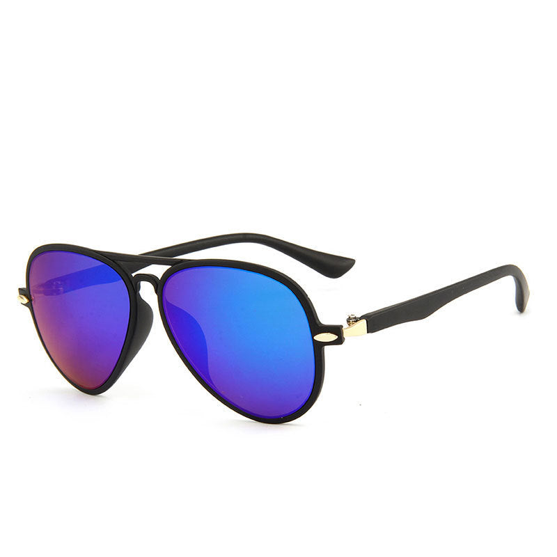 Ultralight Frame Aviator Sunglasses