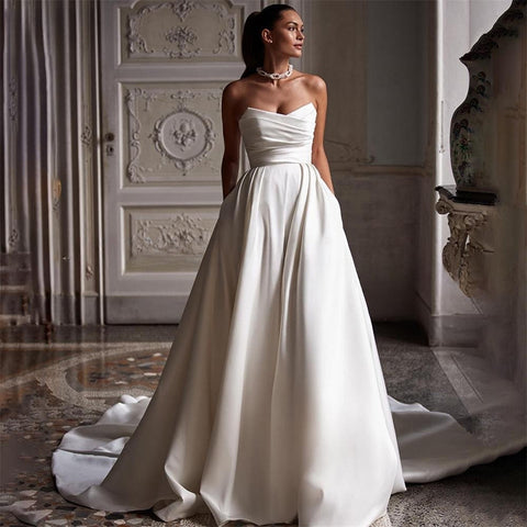 Four Seasons New Style White Satin Tube Top Dress