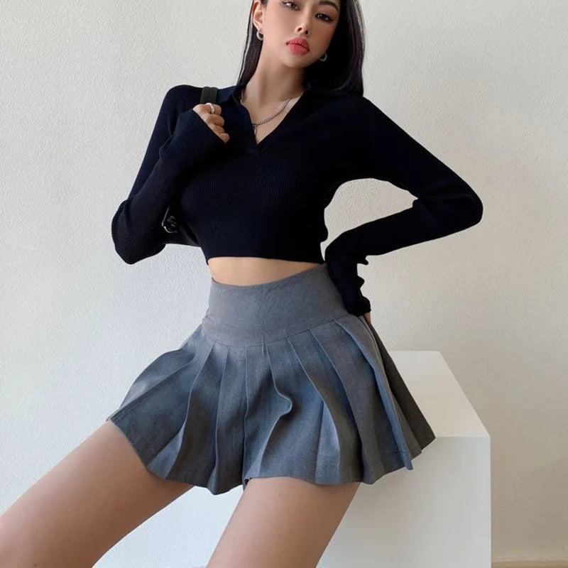 High Waisted A-Line Mini Pleated Skirt With Slit Side
