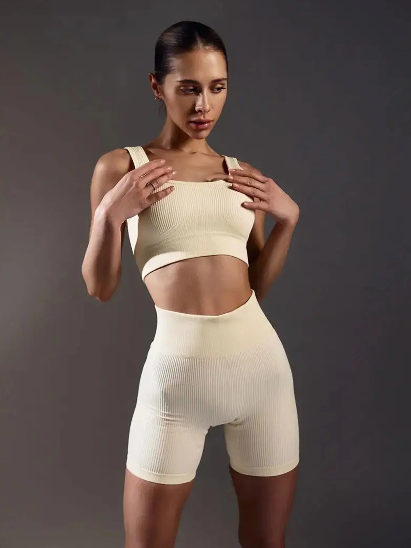 Summer White Gym Clothing Ribbed Sports Shorts Set Fitness Suit Sportswear Women Yoga Set Seamless High Waist Shorts Outfit wear