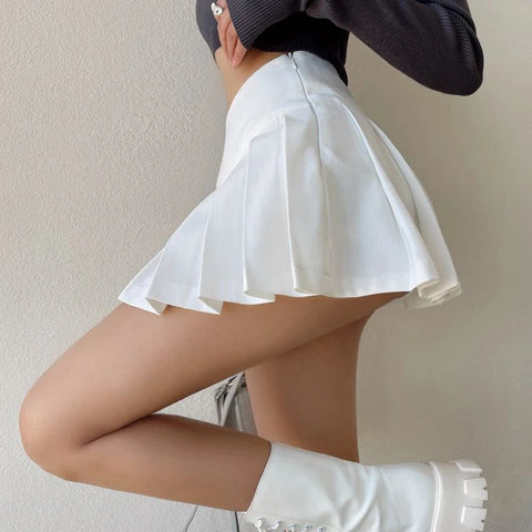 High Waisted A-Line Mini Pleated Skirt With Slit Side