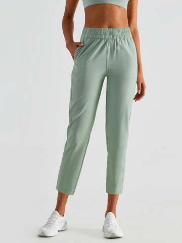 Casual and Trendy Quarter Length Trousers