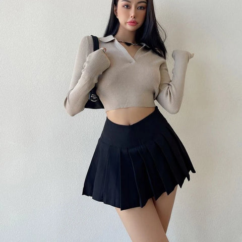 High Waisted A-Line Mini Pleated Skirt With Slit Side